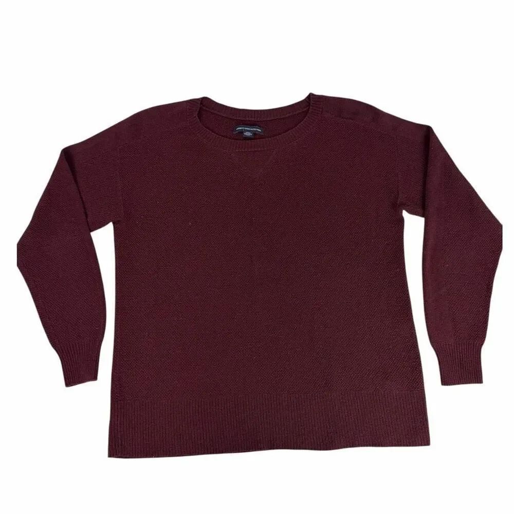 American Eagle Burgundy Henley Sweater Small